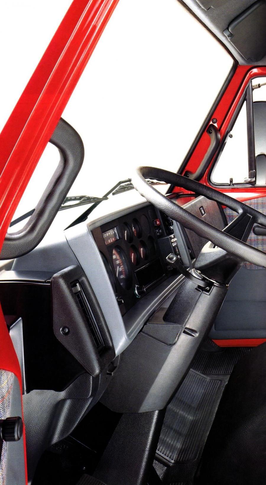 Интерьер Volkswagen L 80 1994 года  (EU) (фото 2 из 4)